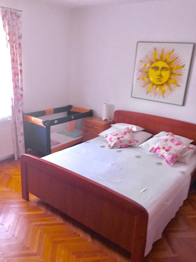 Haus Grace Daire Kastela Dış mekan fotoğraf