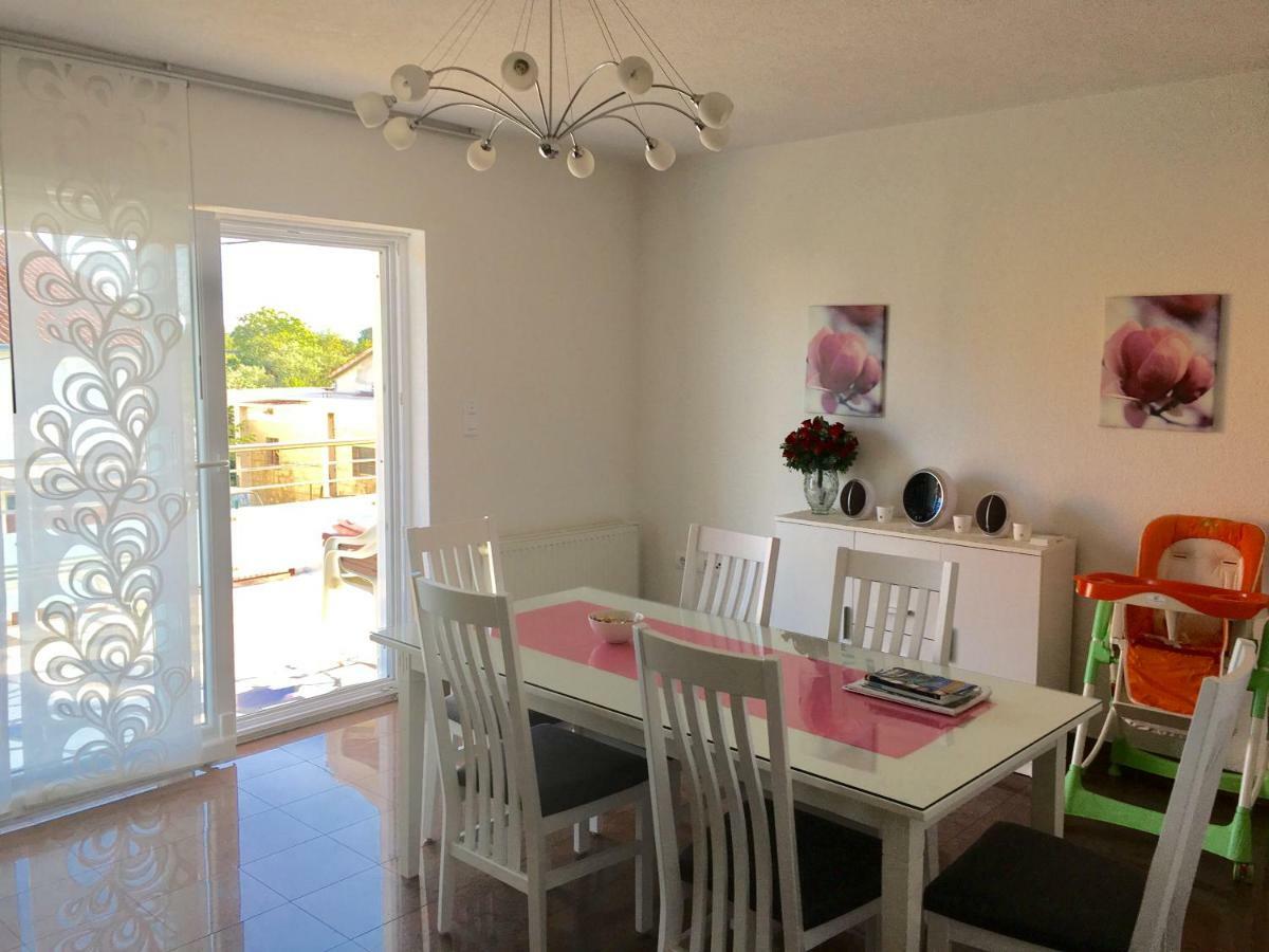Haus Grace Daire Kastela Dış mekan fotoğraf