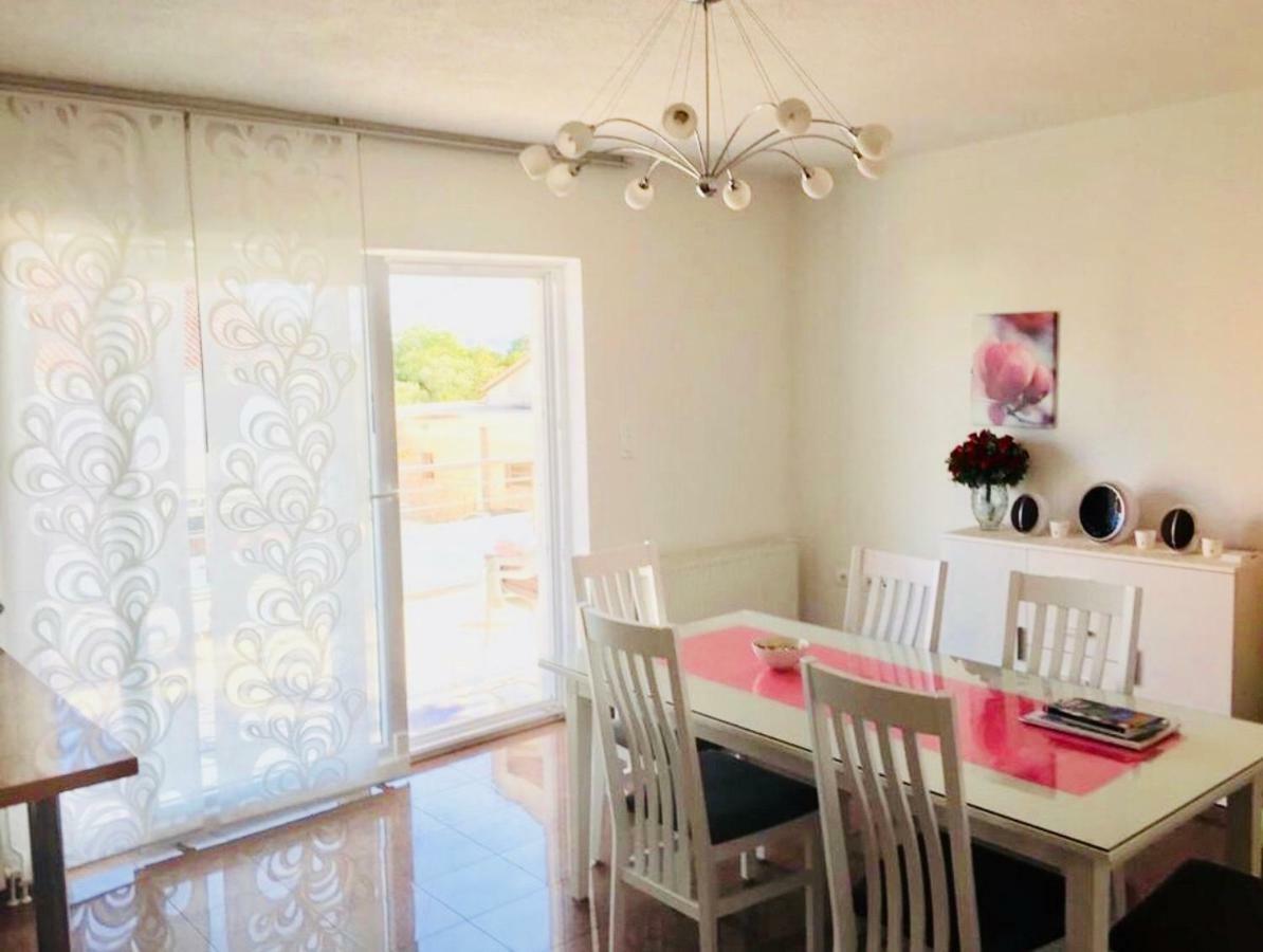 Haus Grace Daire Kastela Dış mekan fotoğraf